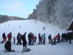 Sikfahren am Tag am Skilift Beerfelden